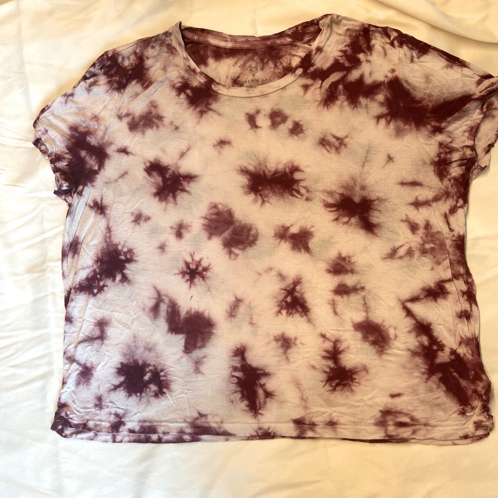 Maroon tie dye tee shirt by Marine Tee Prince & Fox. Size X-Large.